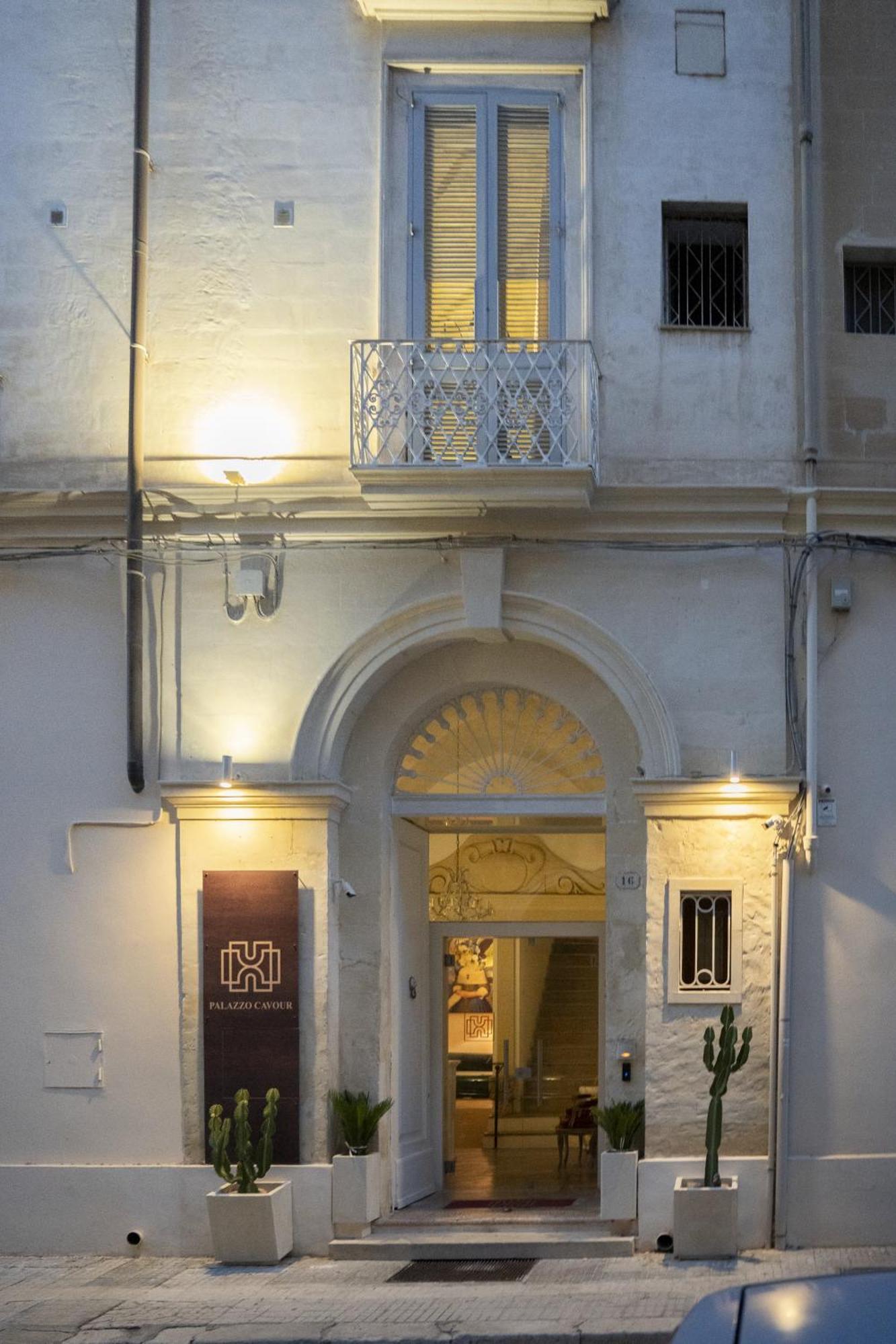 Palazzo Cavour Bed & Breakfast Lecce Exterior foto