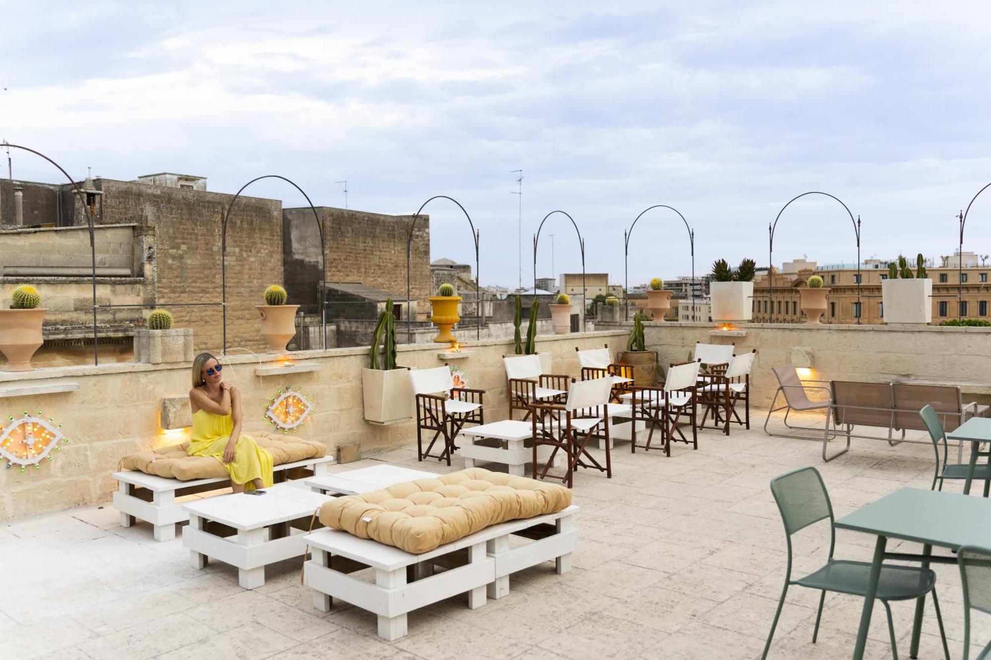 Palazzo Cavour Bed & Breakfast Lecce Exterior foto