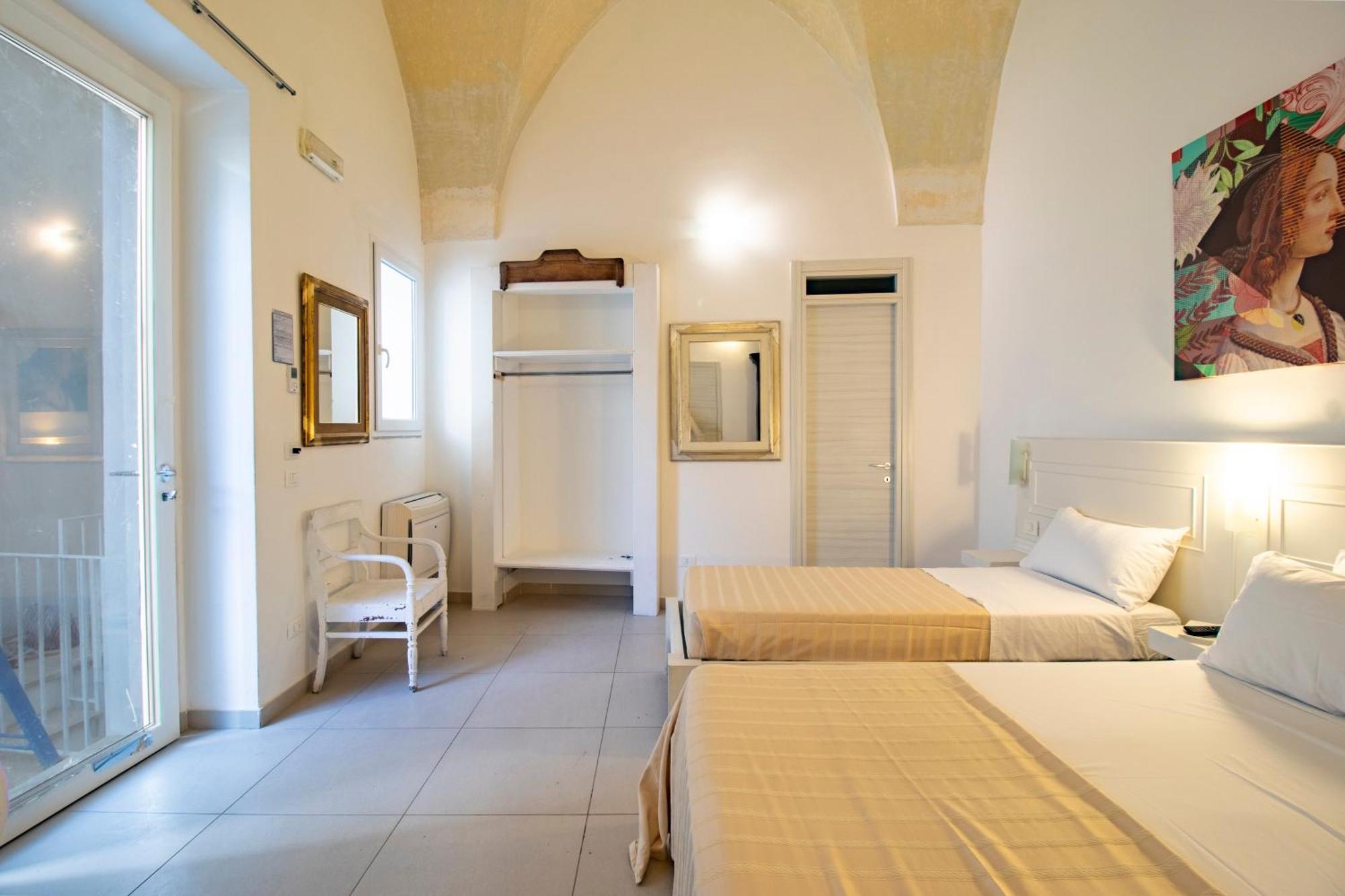 Palazzo Cavour Bed & Breakfast Lecce Exterior foto